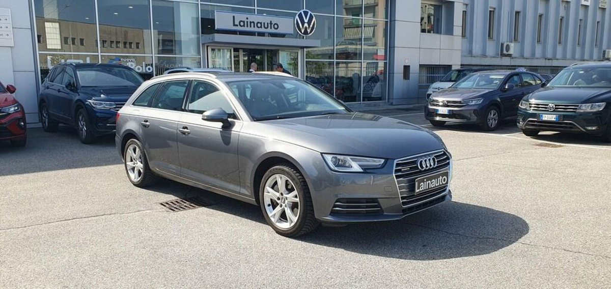 Audi A4 Avant 40 TDI quattro S tronic Business Sport (3)