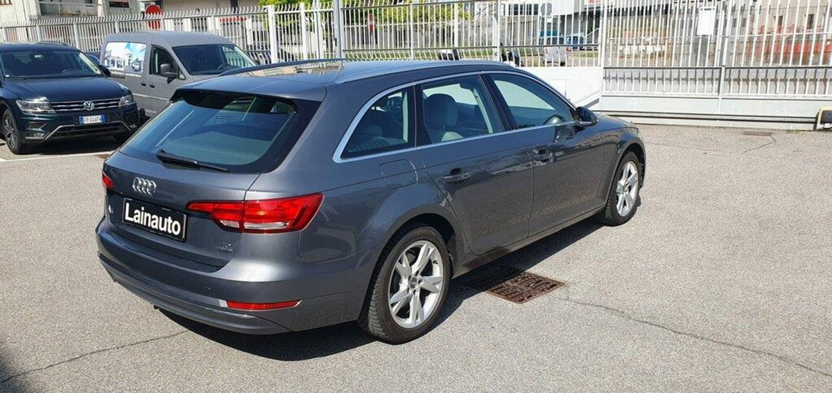 Audi A4 Avant 40 TDI quattro S tronic Business Sport (5)