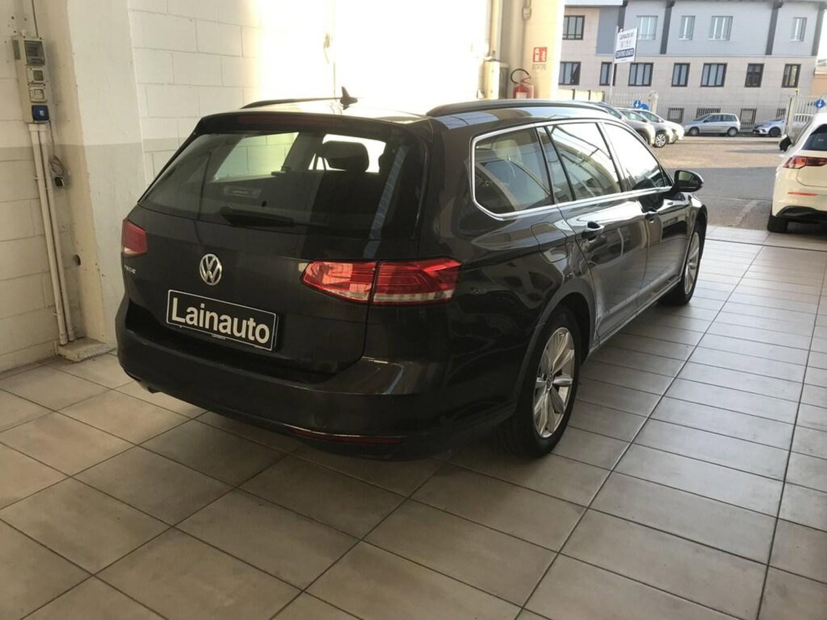 Volkswagen Passat 2.0 tdi scr Business 150cv dsg (4)