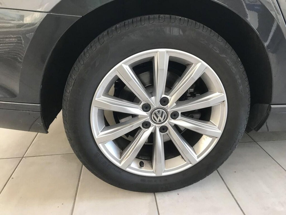 Volkswagen Passat 2.0 tdi scr Business 150cv dsg (6)
