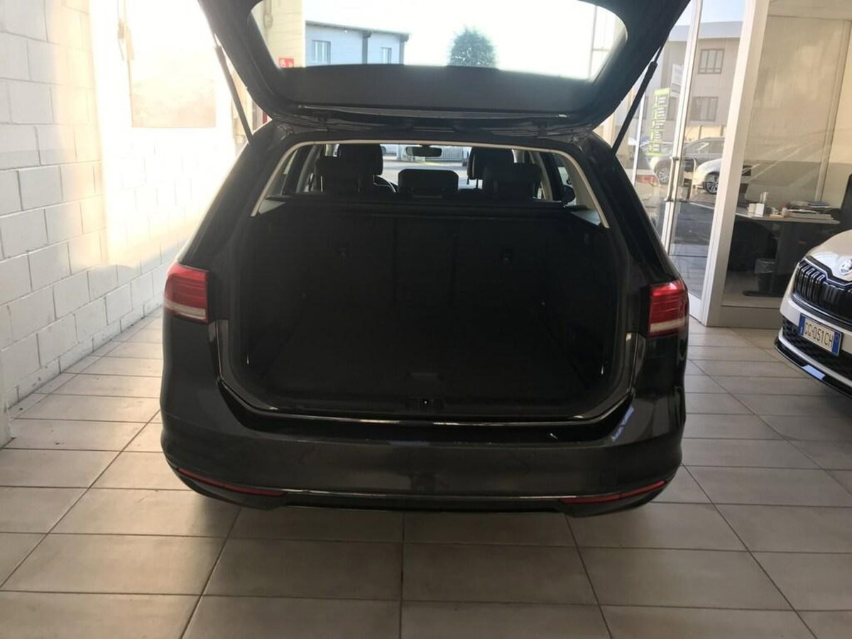 Volkswagen Passat 2.0 tdi scr Business 150cv dsg (7)