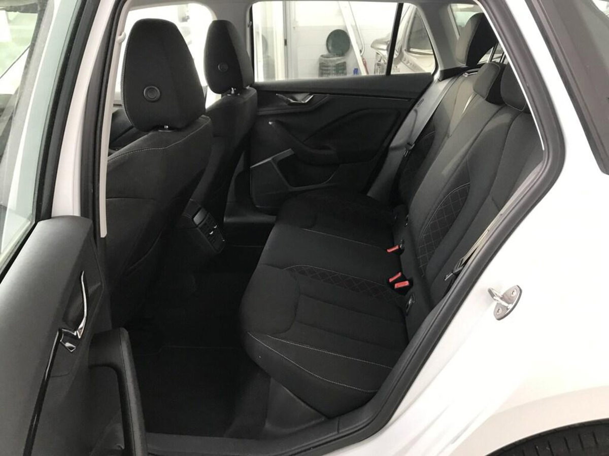 Skoda Kamiq 1.0 G-Tec Ambition (9)