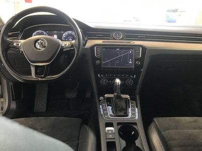 Volkswagen Passat Variant 2.0 TDI DSG Executive BlueMotion Tech. (10)