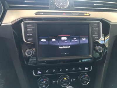 Volkswagen Passat Variant 2.0 TDI DSG Executive BlueMotion Tech. (13)