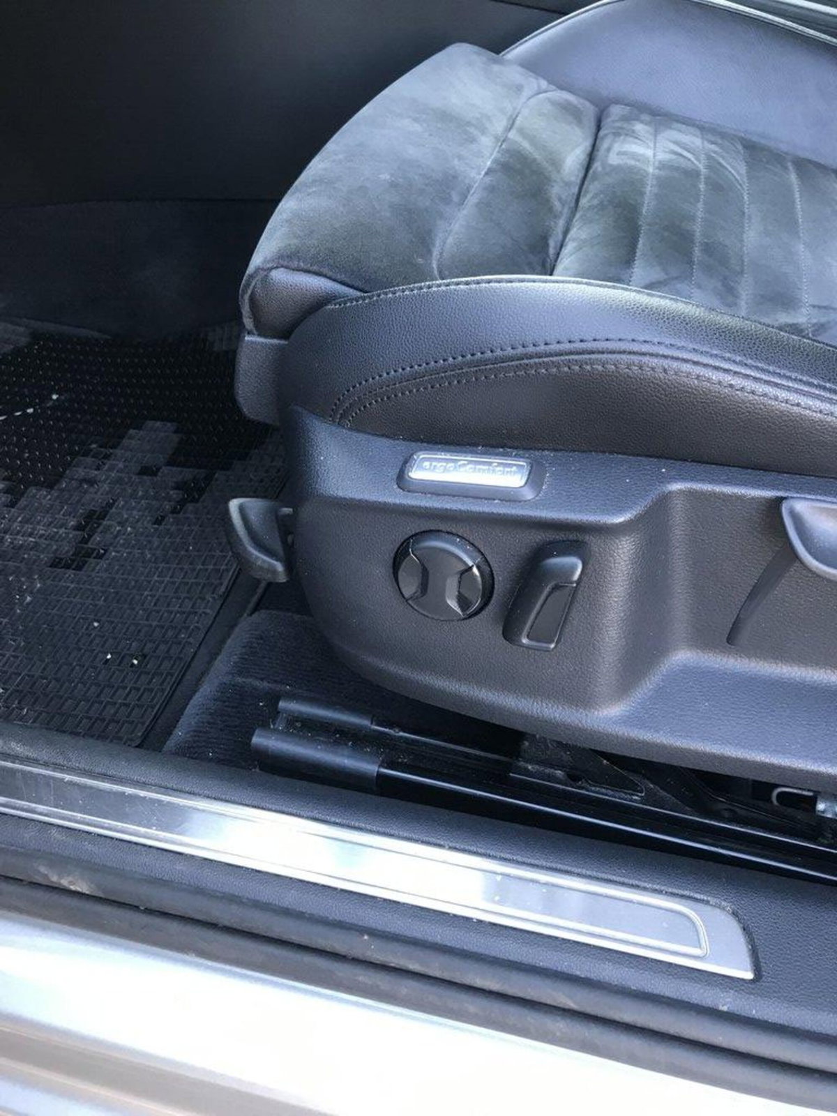 Volkswagen Passat Variant 2.0 TDI DSG Executive BlueMotion Tech. (15)