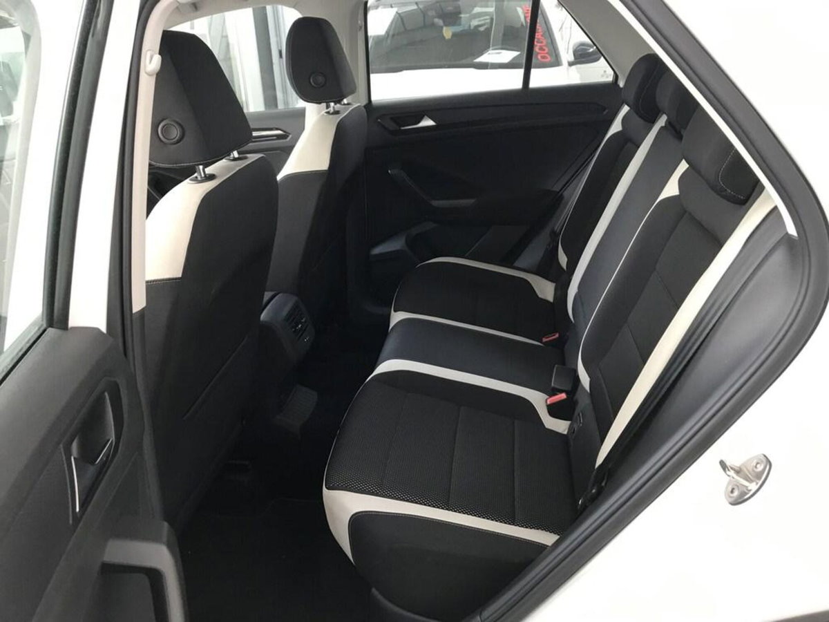 Volkswagen T-Roc 1.5 TSI ACT Advanced BlueMotion Technology (10)