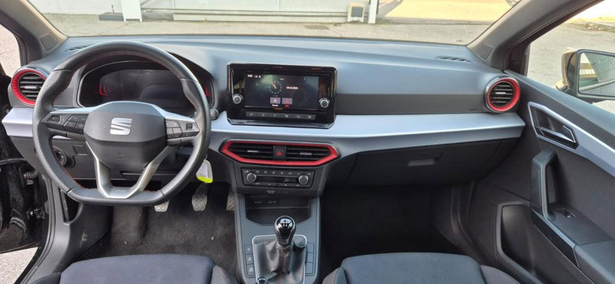 SEAT Ibiza 1.0 ecotsi FR 95cv (12)