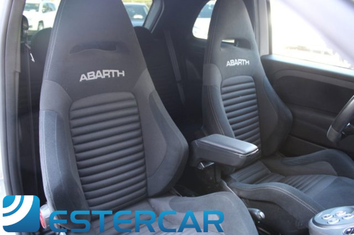 Abarth 595 595 1.4 Turbo T-Jet 180 CV Competizione (18)