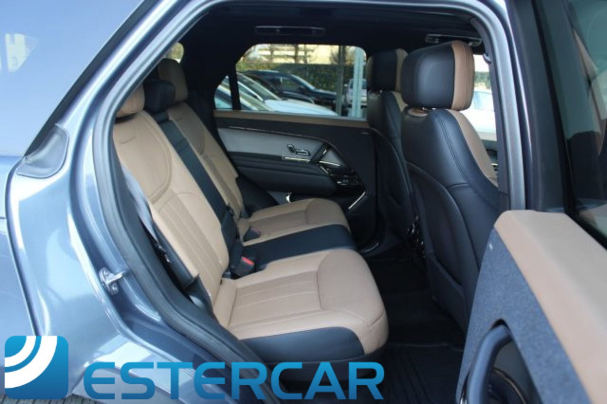 Land Rover Range Rover Sport 3.0D l6 300 CV HSE Dynamic Stealth (12)