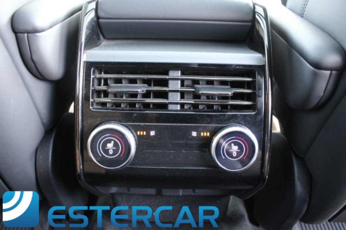 Land Rover Range Rover Sport 3.0D l6 300 CV HSE Dynamic Stealth (18)