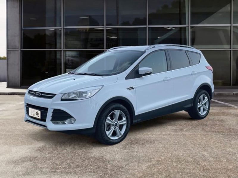 Ford Kuga 2.0 TDCI 140 CV 2WD Titanium