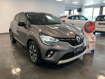 Renault Captur Blue dCi 115 CV EDC Intens usata