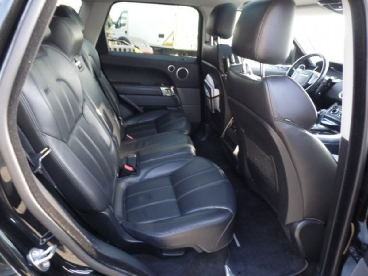 Land Rover Range Rover Sport 3.0 SDV6 HSE (13)