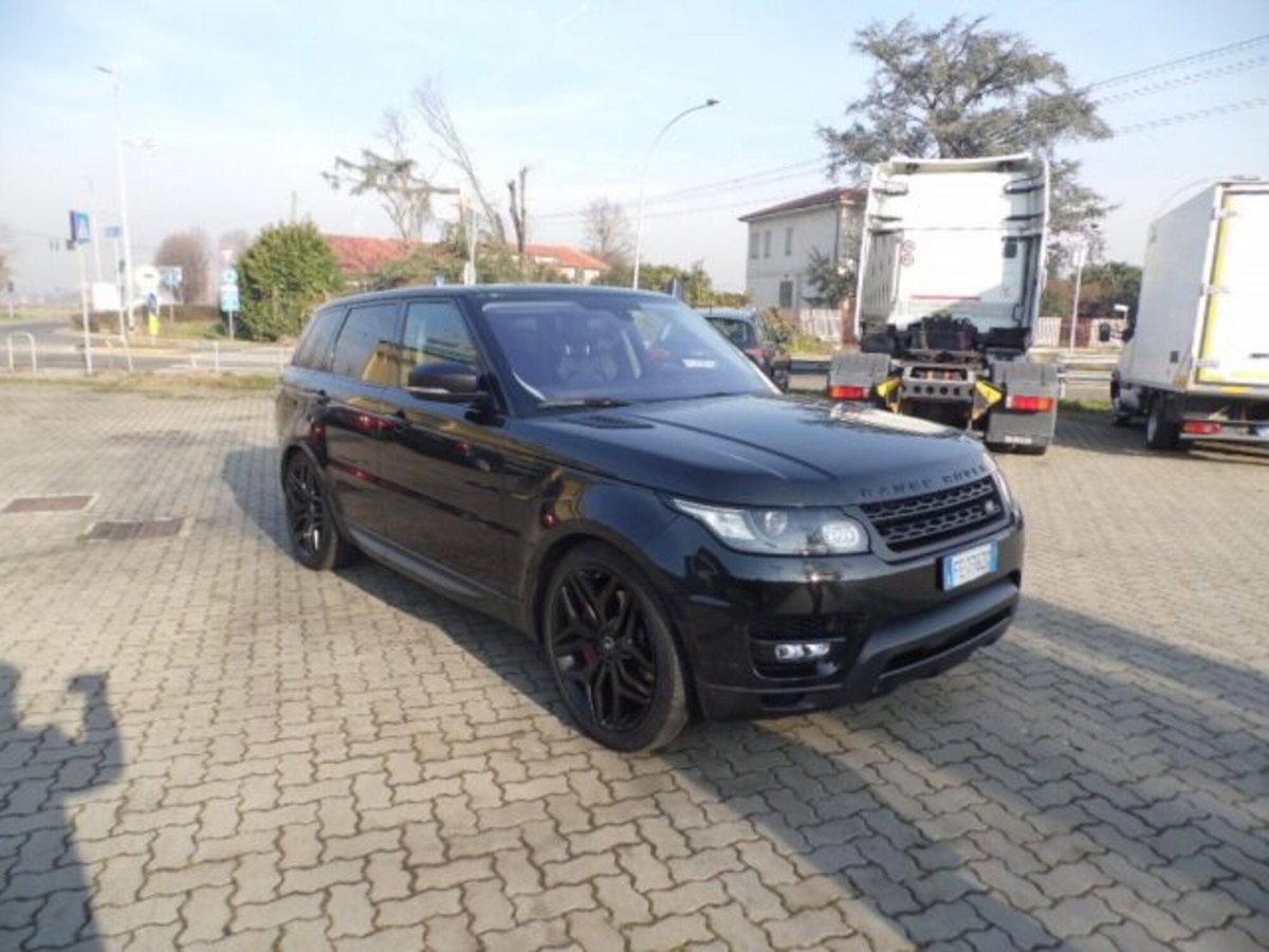 Land Rover Range Rover Sport 3.0 SDV6 HSE (4)