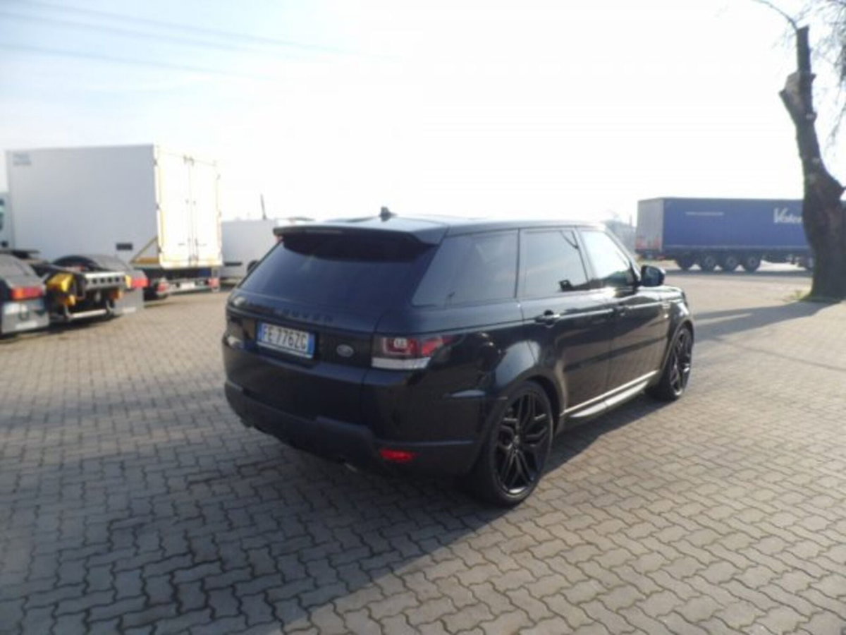 Land Rover Range Rover Sport 3.0 SDV6 HSE (6)