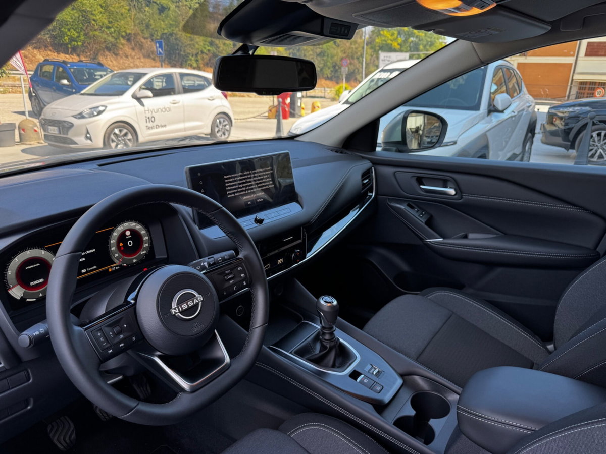 Nissan Qashqai 1.3 mhev N-Connecta 2wd 158cv (10)