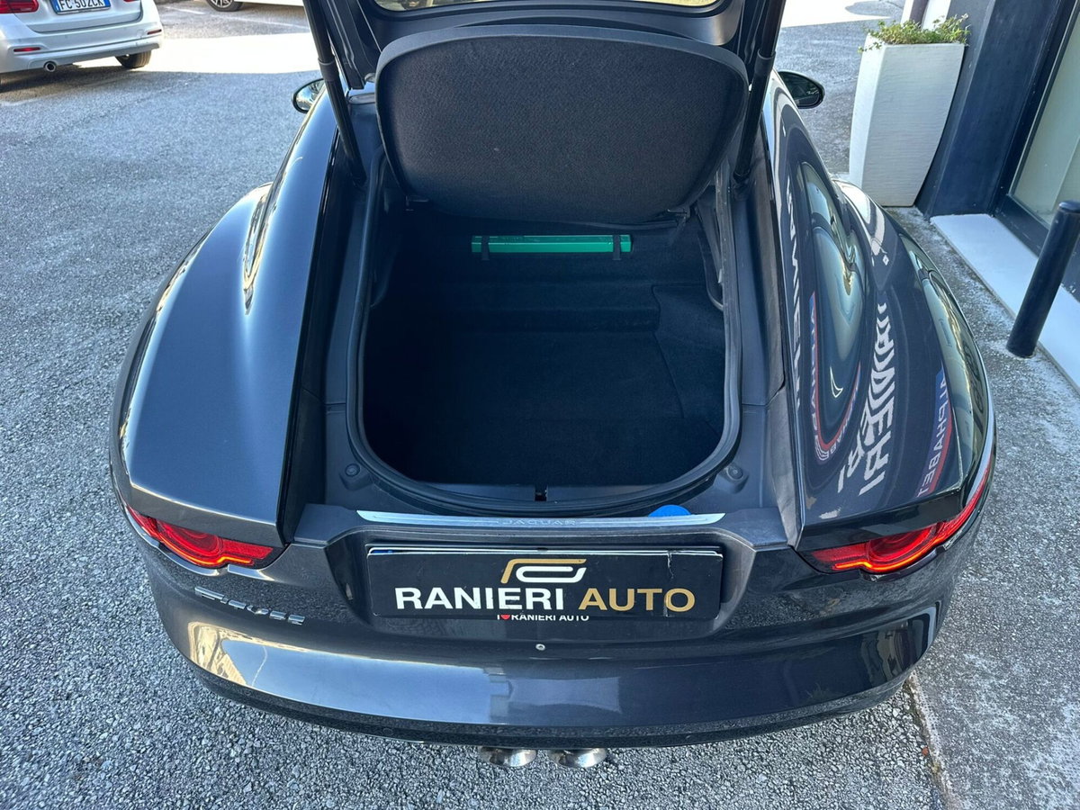Jaguar F-Type Coupé 3.0 V6 aut. Coupé (10)