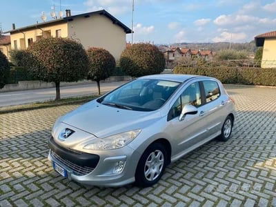 Peugeot 308 1.6 8V e-HDi 112CV Stop&Start robotiz. 5p. Allure usata