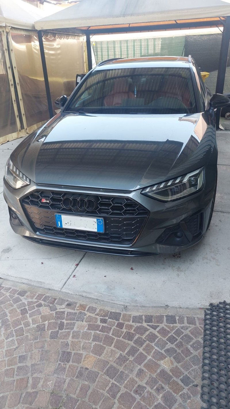Audi A4 Avant 40 g-tron S tronic S line edition