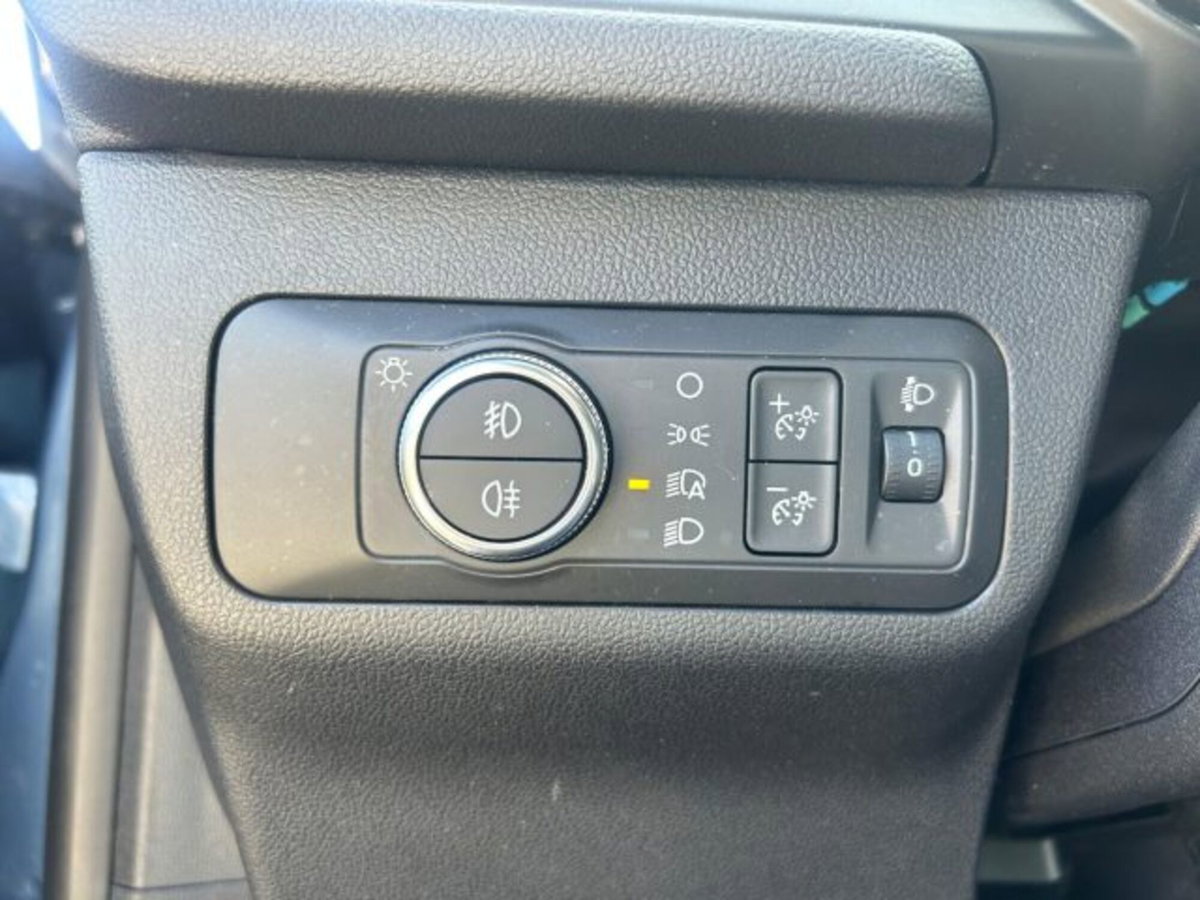 Ford Kuga 2.5 Full Hybrid 190 CV CVT 2WD ST-Line Design (15)