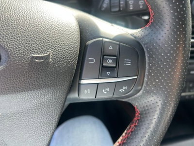 Ford Kuga 2.5 Full Hybrid 190 CV CVT 2WD ST-Line Design (9)