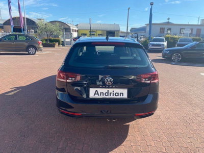 Volkswagen Passat Variant 2.0 TDI SCR 122 CV EVO DSG Business (5)