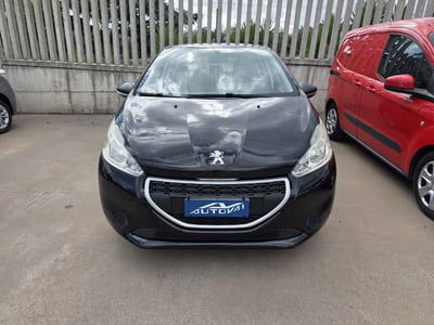 Peugeot 208 VTi 82 CV 5 porte Allure usata