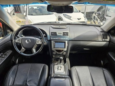 Ssangyong Rexton W Diesel 4WD M/T Plus (10)