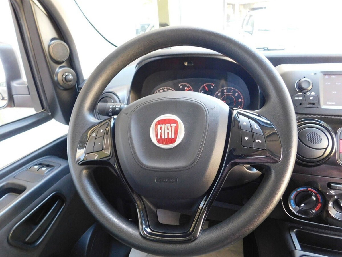 Fiat Qubo 1.3 MJT 95 CV Lounge (19)
