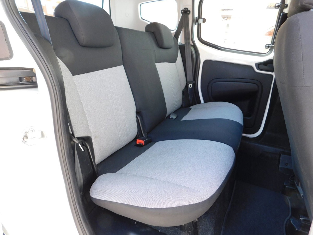 Fiat Qubo 1.3 MJT 95 CV Lounge (13)