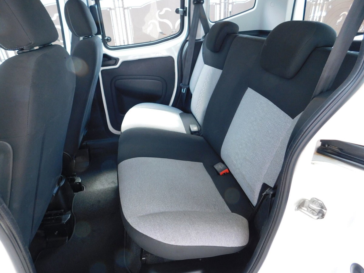 Fiat Qubo 1.3 MJT 95 CV Lounge (14)