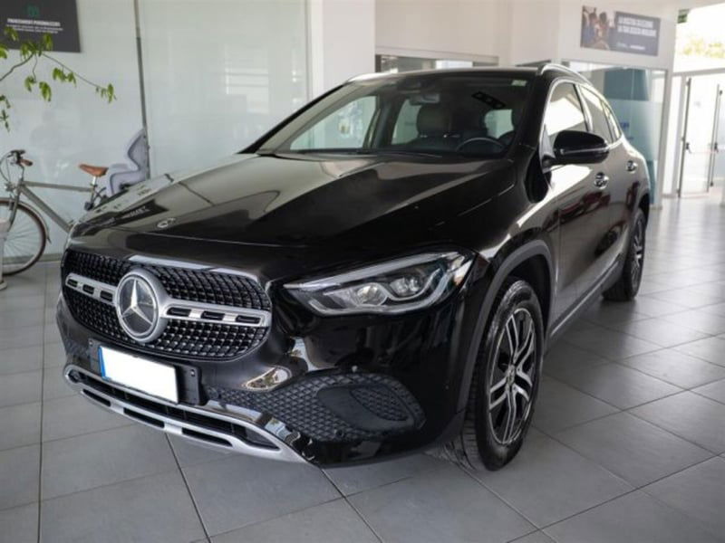 Mercedes-Benz GLA SUV 200 d Business Extra auto