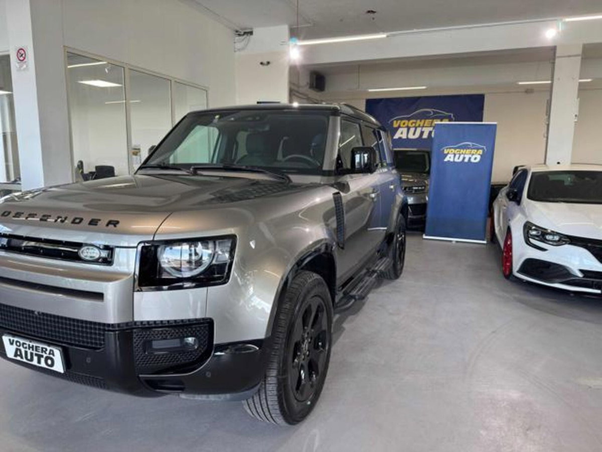 Land Rover Defender 110 3.0d i6 mhev X-Dynamic SE awd 200cv auto (7)