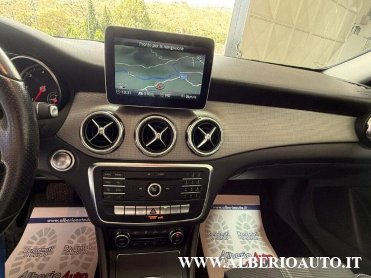 Mercedes-Benz GLA SUV 200 d Automatic Executive (17)