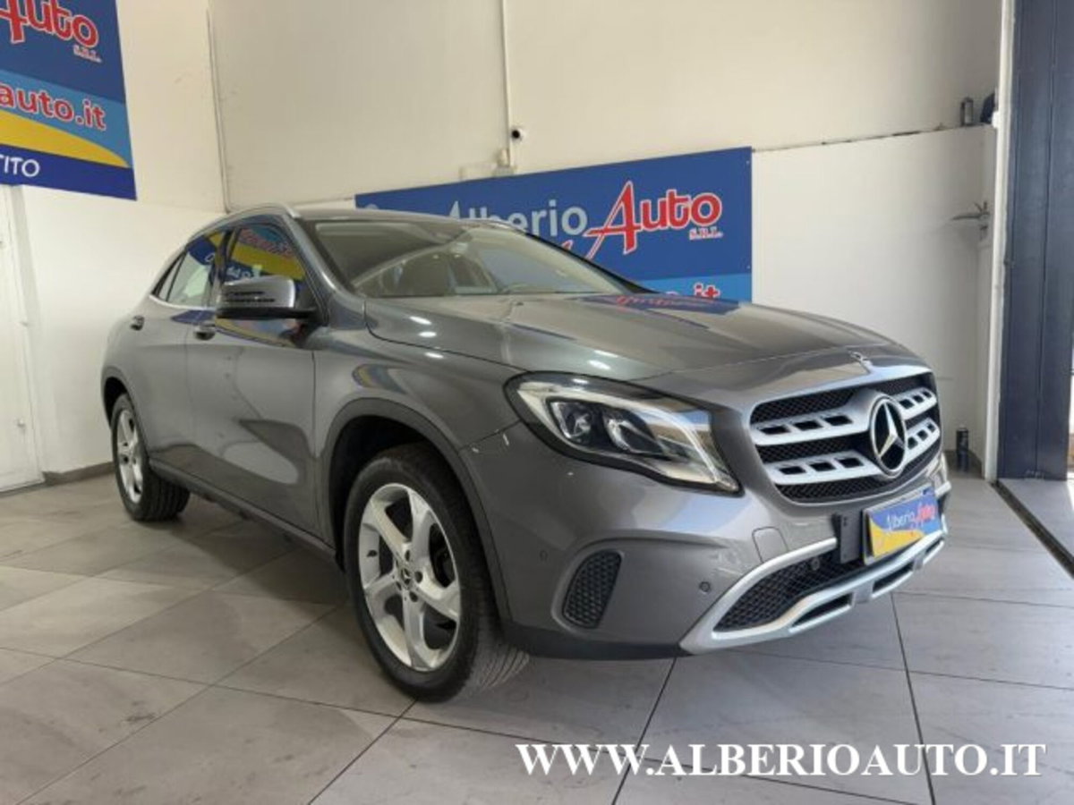 Mercedes-Benz GLA SUV 200 d Automatic Executive (3)