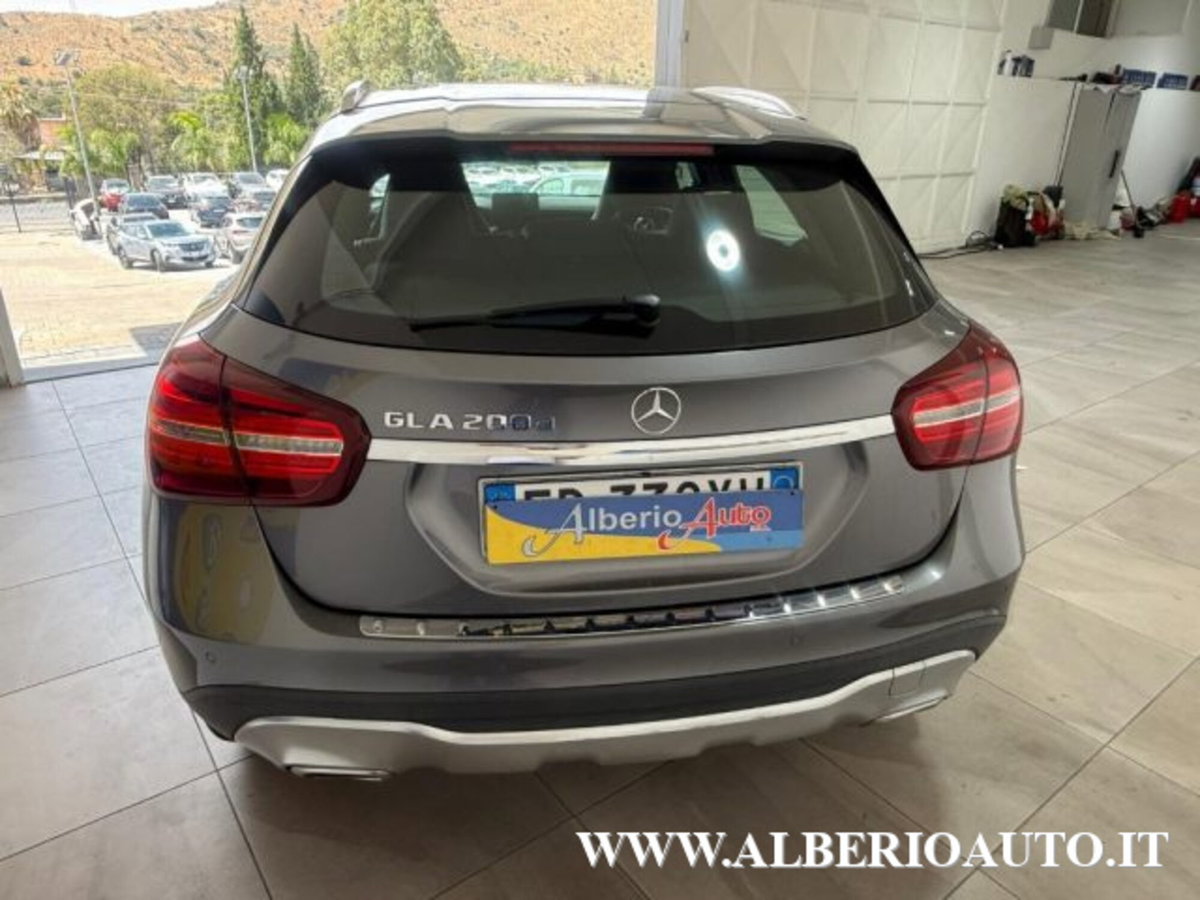 Mercedes-Benz GLA SUV 200 d Automatic Executive (5)