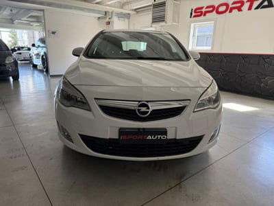 Opel Astra 1.4 100CV 5 porte Cosmo usata