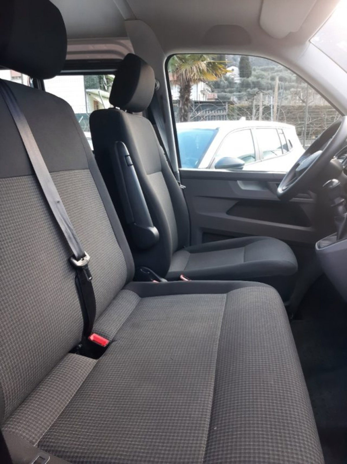 Volkswagen Veicoli Commerciali T6.1 Transporter 28 2.0 tdi 110cv kombi Business p.l. (19)