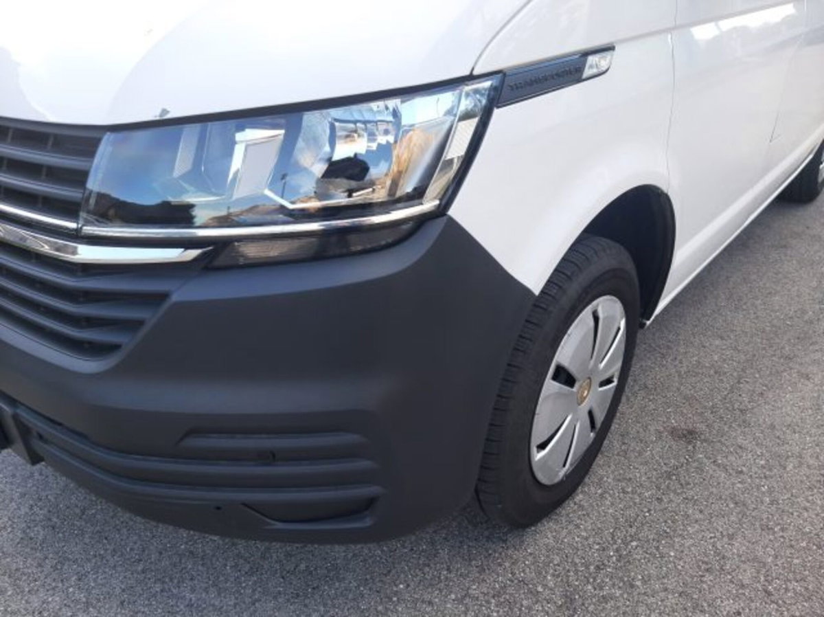 Volkswagen Veicoli Commerciali T6.1 Transporter 28 2.0 tdi 110cv kombi Business p.l. (2)