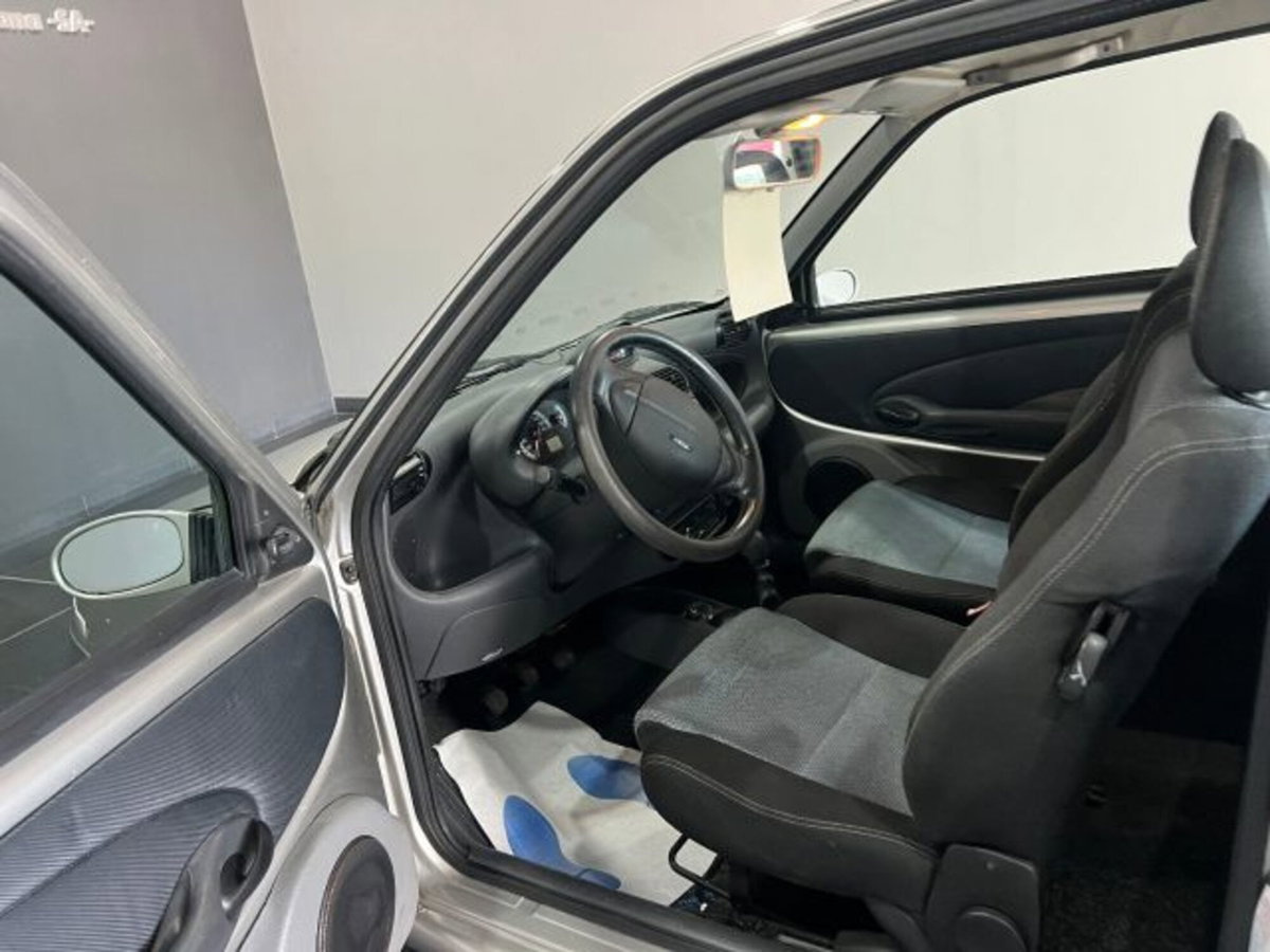 Fiat Seicento 1.1i cat Sporting (8)