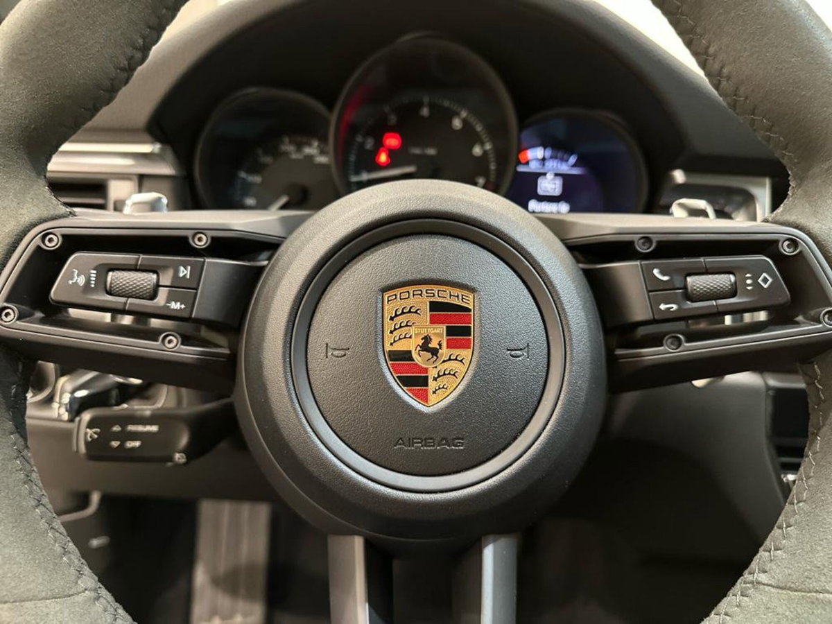 Porsche Macan 2.0 265cv pdk (17)