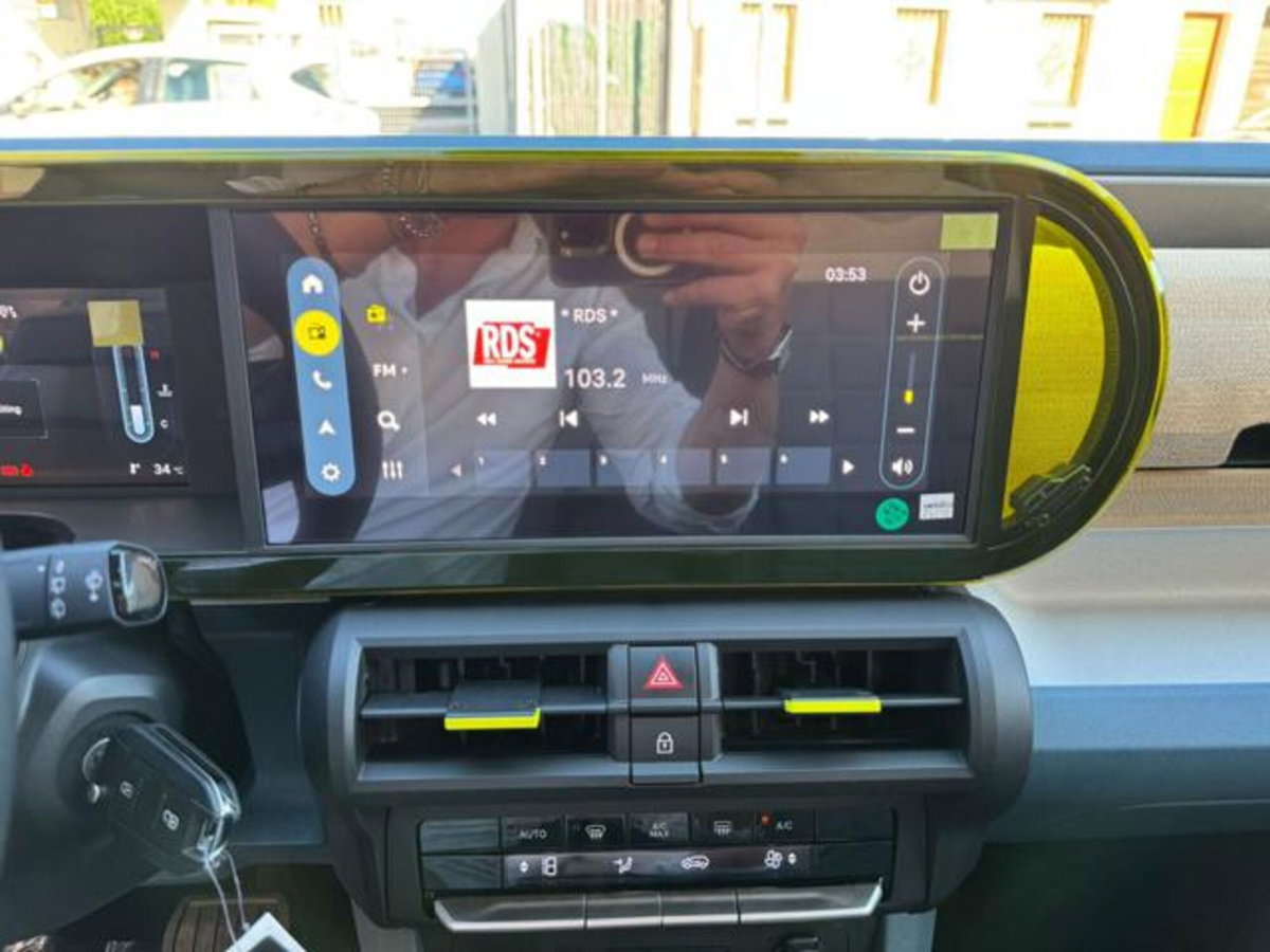 Fiat Grande Panda 1.2 hybrid La Prima 110cv edct (10)