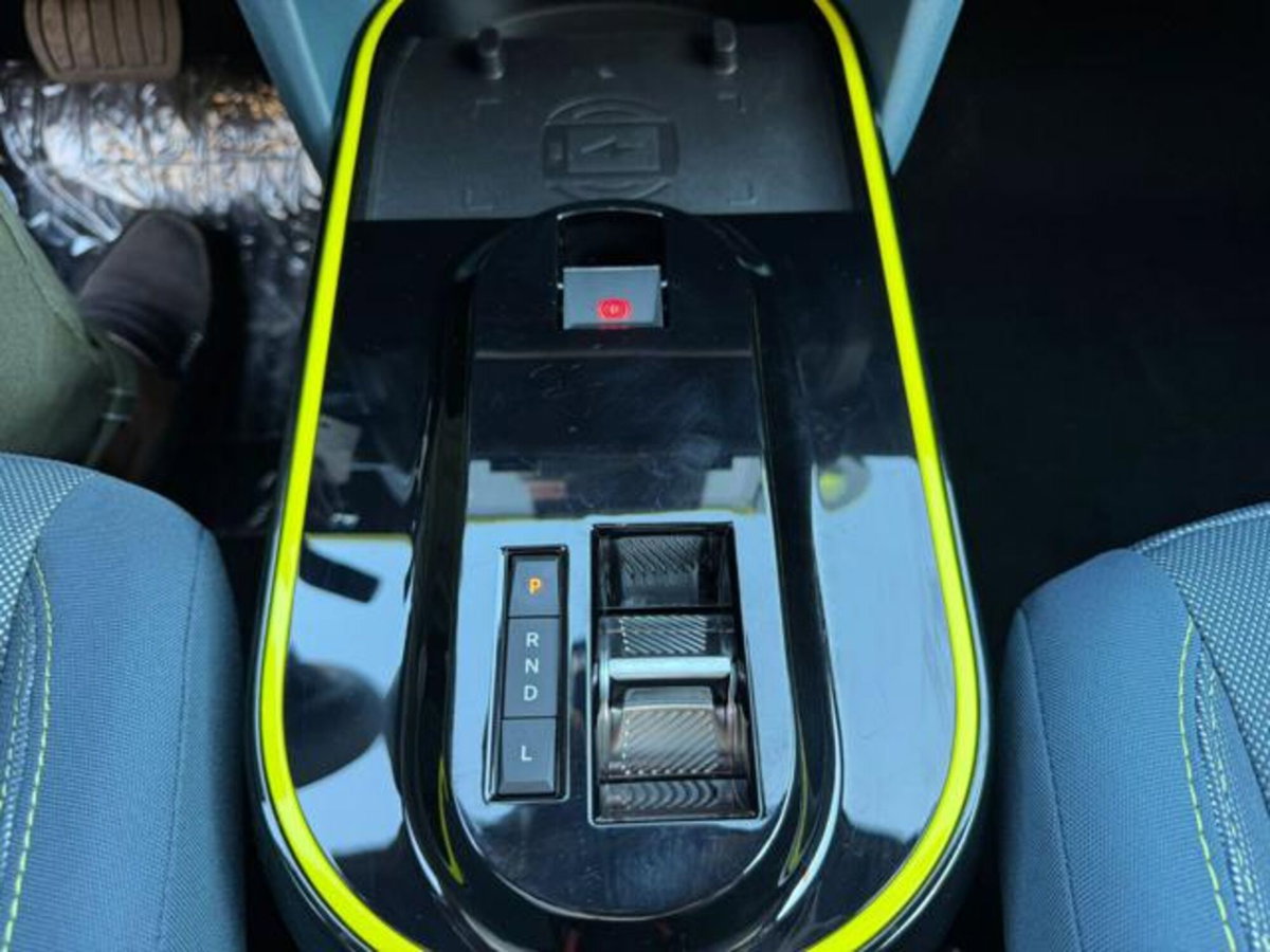 Fiat Grande Panda 1.2 hybrid La Prima 110cv edct (12)