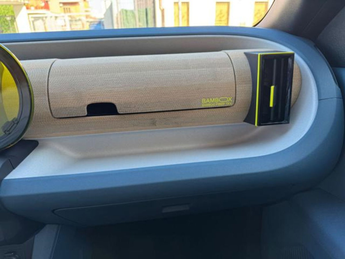 Fiat Grande Panda 1.2 hybrid La Prima 110cv edct (13)