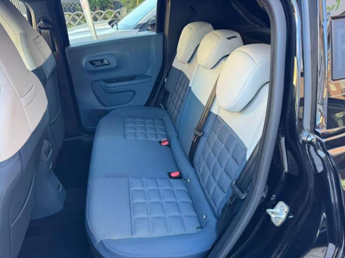 Fiat Grande Panda 1.2 hybrid La Prima 110cv edct (17)