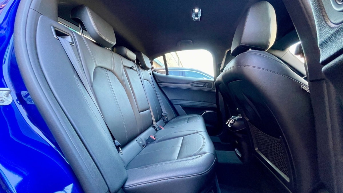 Alfa Romeo Stelvio Stelvio 2.2 Turbodiesel 210 CV AT8 Q4 Ti (14)
