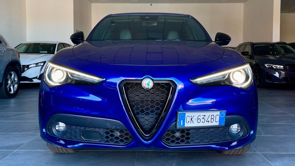 Alfa Romeo Stelvio Stelvio 2.2 Turbodiesel 210 CV AT8 Q4 Ti (2)