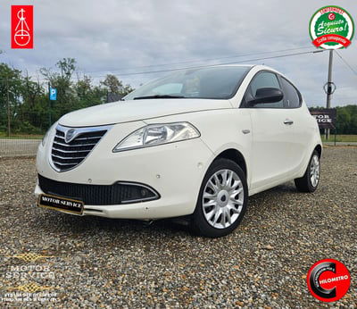 Lancia Ypsilon 1.2 69 CV 5 porte Gold