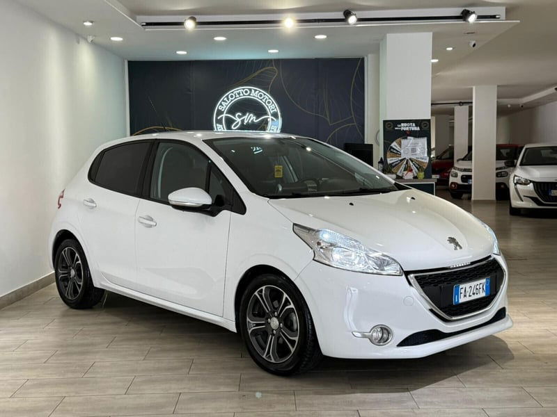 Peugeot 208 VTi 95 CV 5p. GPL Allure
