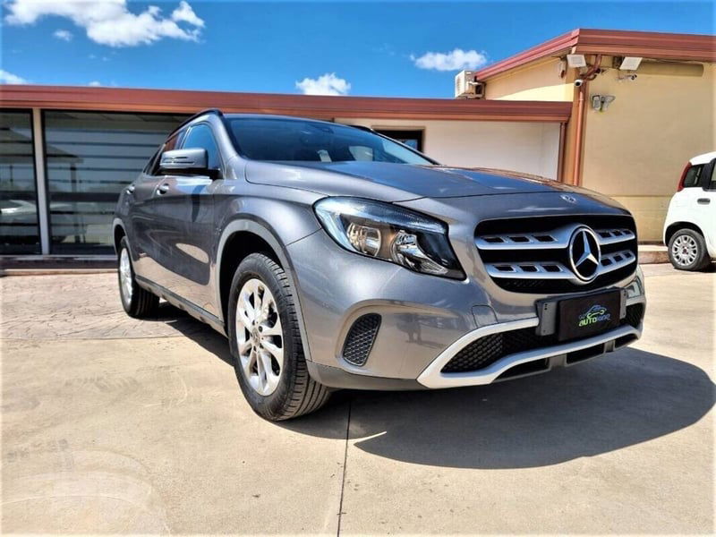Mercedes-Benz GLA SUV 220 d Automatic 4Matic Business